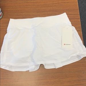 Lululemon rival skirt